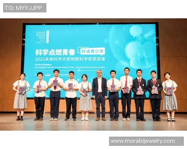 羽毛球场上的奋斗与梦想:杨军的深度人生对话分享 羽毛球场上的奋斗与梦想:杨军的深度人生对话分享